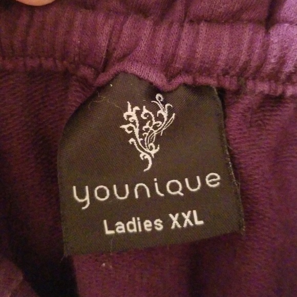 Younique Sweatshirt, Size XXL - Picture 6 of 6